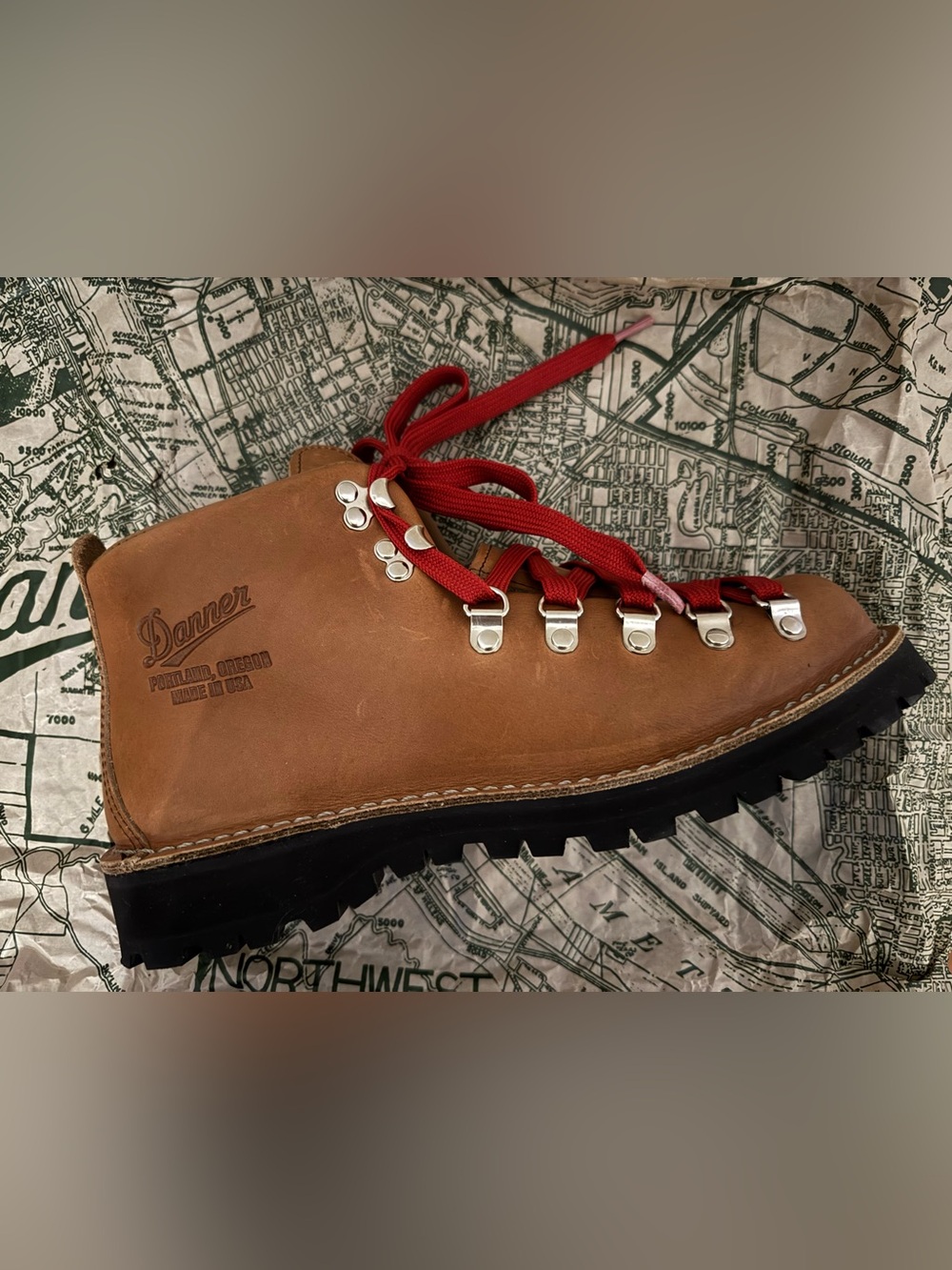 Danner Mountain Light Cascade